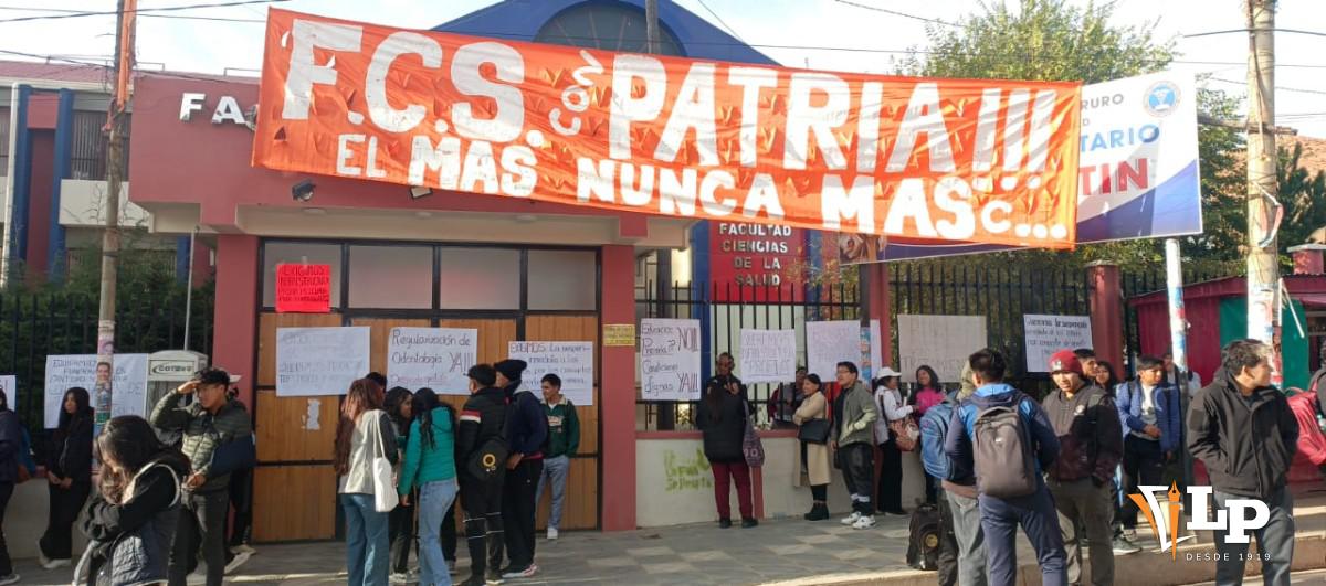 Protesta Odontología UTO