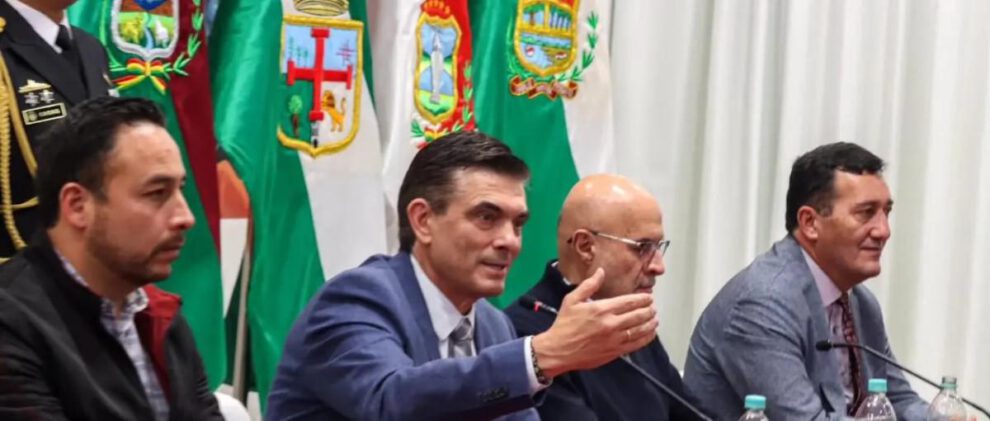 El Presidente Rodrigo Paz en la reunión con los alcaldes electos