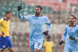 División Profesional, Bolívar vence a ABB en El Alto, Estadio Municipal de Villa Ingenio