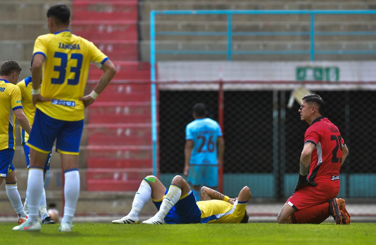 División Profesional, Bolívar vence a ABB en El Alto, Estadio Municipal de Villa Ingenio