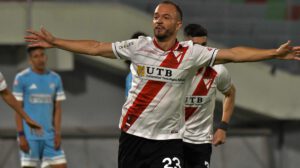 División Profesional, Aurora empata con Always Ready, Estadio Félix Capriles