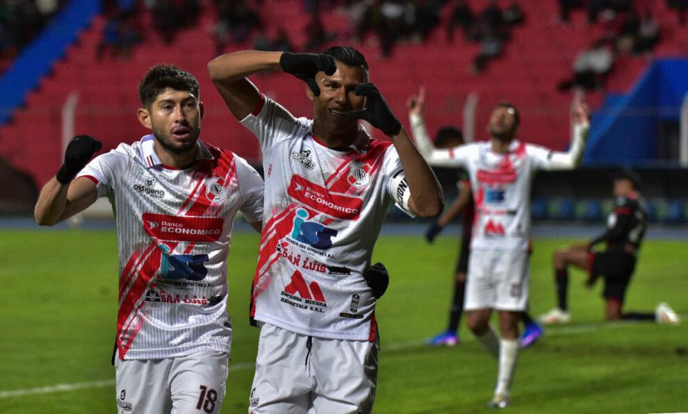 División Profesional, Nacional Potosí vs. FC Universitario, Estadio Víctor Agustín Ugarte