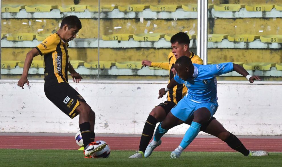 División Profesional, The Strongest vs. San Antonio, Estadio Hernando Siles de La Paz