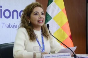 mujer hablando