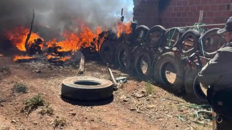 El incendio se propagó a raíz de las llantas de goma