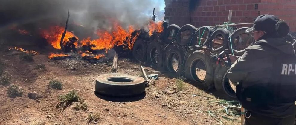 El incendio se propagó a raíz de las llantas de goma