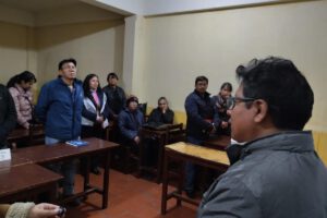 Ciudadanos orureños juran como jurados electorales