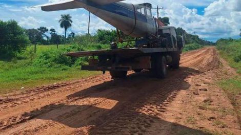 La aeronave se encontraba en una propiedad agrícola y carecía de asientos en su interior