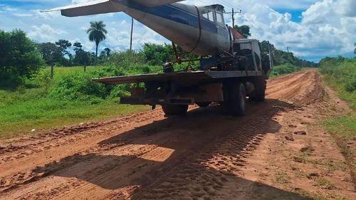 La aeronave se encontraba en una propiedad agrícola y carecía de asientos en su interior