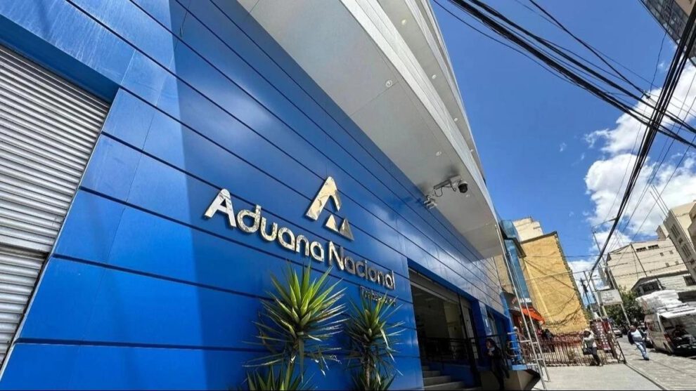 La fechada de la Aduana Nacional