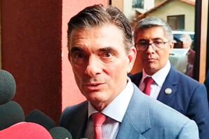 RODRIGO PAZ
