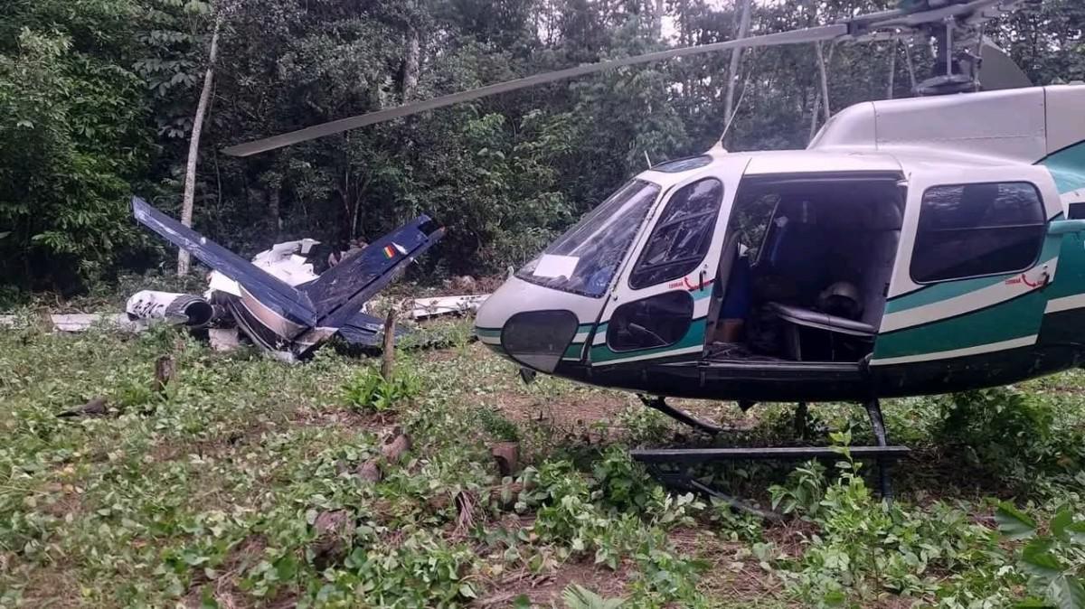 Los restos esparcidos de la aeronave CP-3243