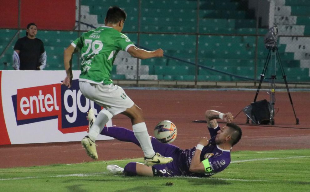 División Profesional, Real Tomayapo vs. Real Potosí, Estadio IV Centenario de Tarija