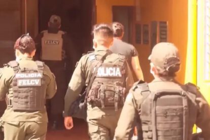varios policias