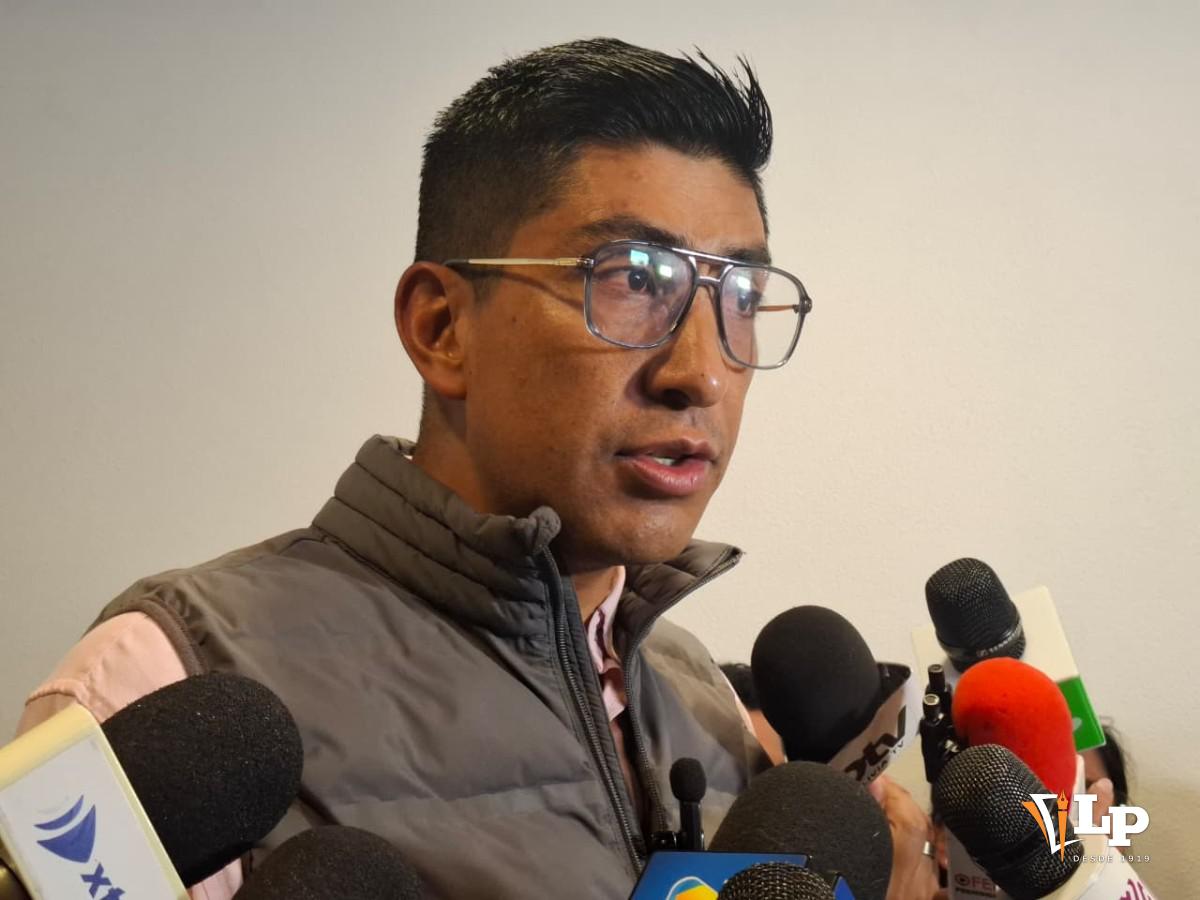 El diputado Soliz en conferencia de prensa