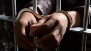 Hombre aprehendido por delitos sexuales