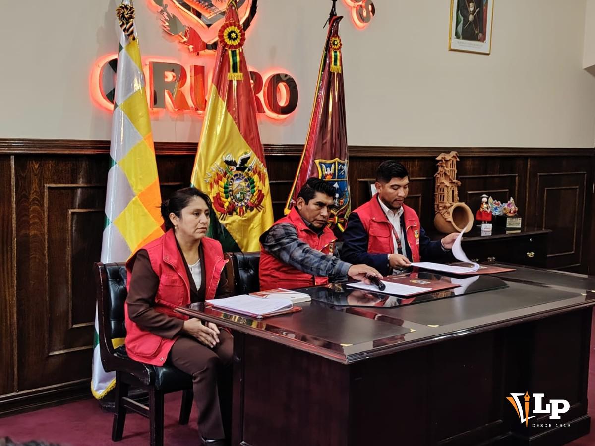 autoridades gobernacion de Oruro
