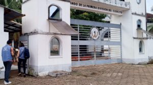 Delegados de la defensoría visitaron el recinto militar