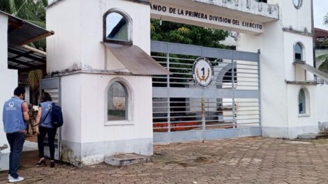 Delegados de la defensoría visitaron el recinto militar