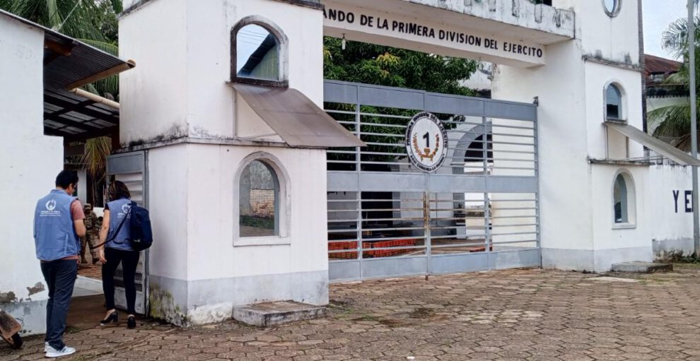 Delegados de la defensoría visitaron el recinto militar