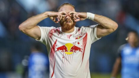 Copa Sudamericana, Bragantino vs. Blooming, Expulsión de Diago Giménez