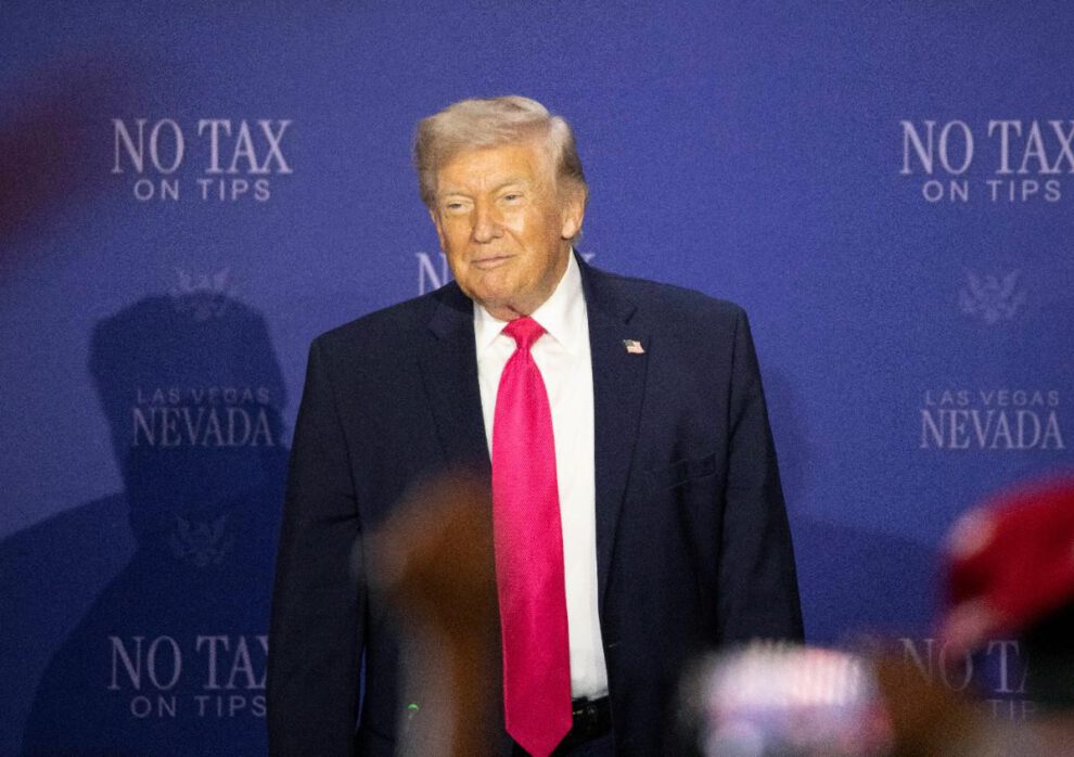 El presidente Donald Trump, anunció que el país mantendrá el bloqueo naval sobre Irán