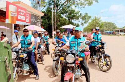 Mototaxistas consiguen segundo resarcimiento, sellan acuerdo con YPFB