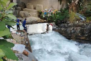 La caída del minibús el pasado viernes 3 de abril