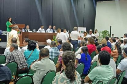 acto en Santa Cruz