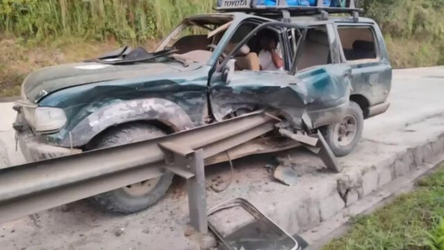 El vehículo del sindicato “Trans 20 de Octubre”