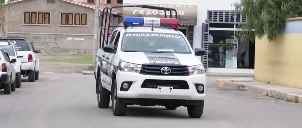 Un oficial de la Policía Boliviana aprehendido tras disparar contra su pareja