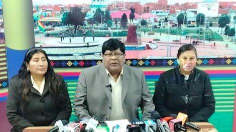 El alcalde electo de El Alto, Eliser Roca Tancara en conferencia de prensa