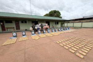 confiscó 426 paquetes de marihuana