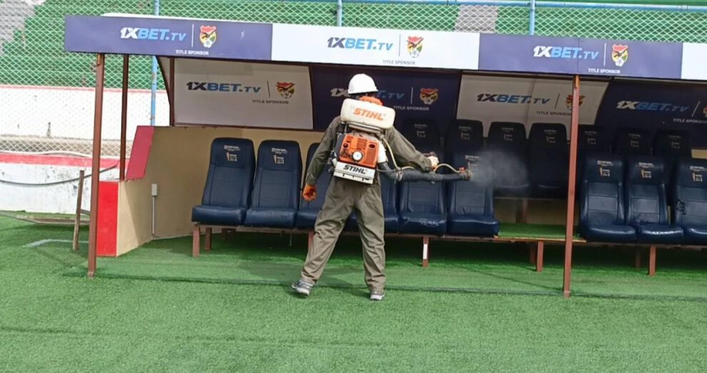 Fumigación del estadio Jesús Bermúdez, Sedede fumiga escenarios deportivos, Deportistas denuncian aparición de viuda negra