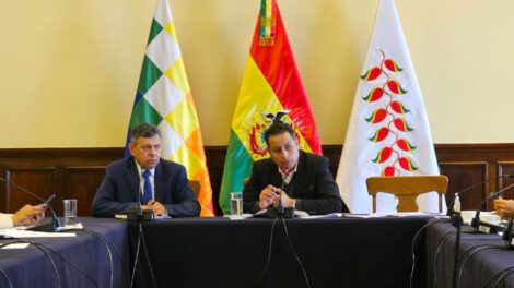 Vicepresidente coordina con jefes de bancada de la ALP temas de agenda legislativa