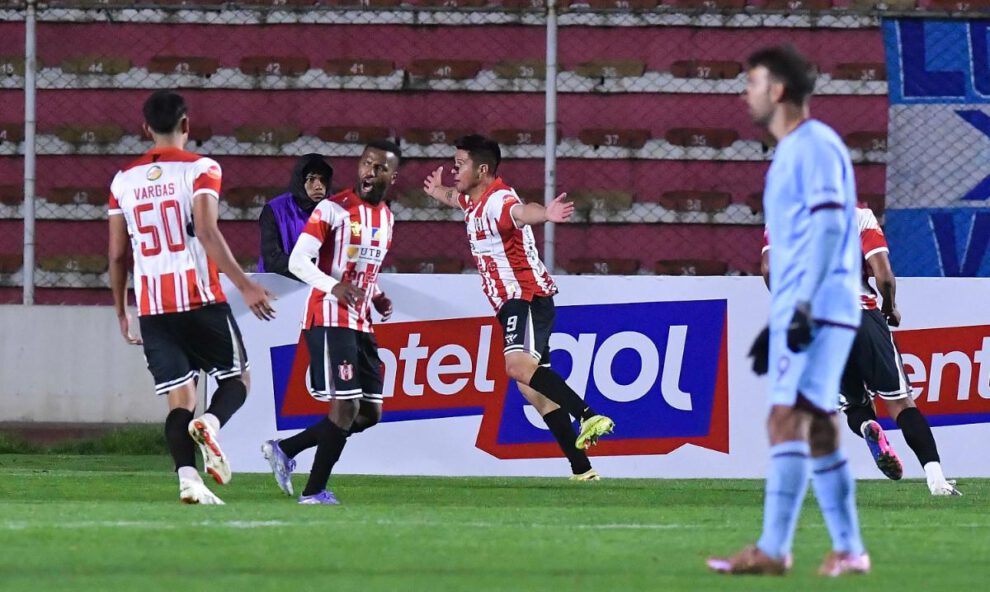 División Profesional, Bolívar vs. Independiente, Estadio Hernando Siles de La Paz