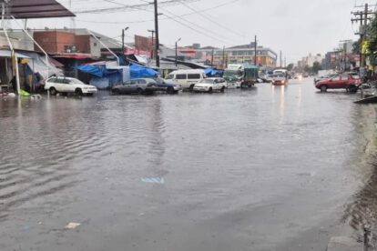 En menos de una hora, las avenidas quedaron totalmente cubiertas por el agua