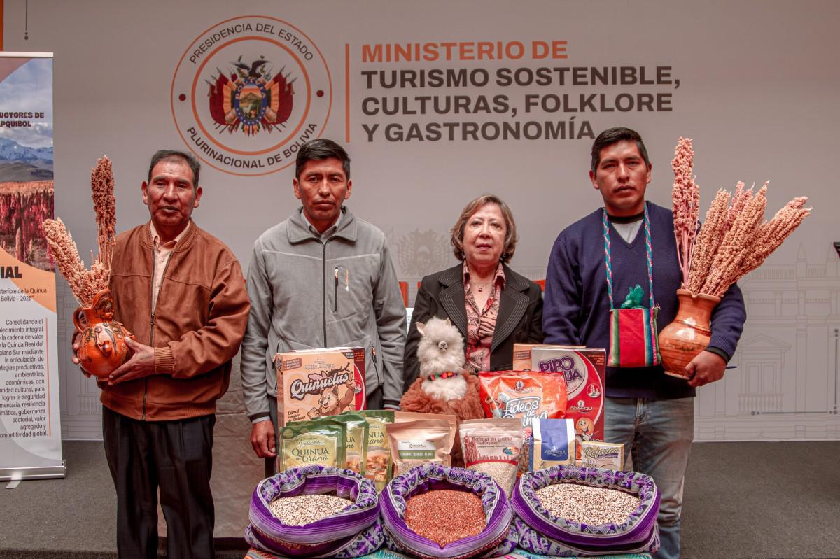 Representantes de Conapquibol, Anapqui y el Viceministerio de Gastronomía