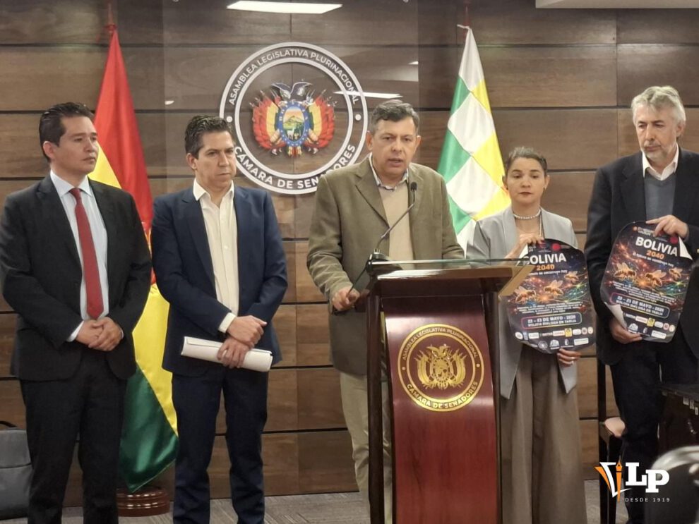 La iniciativa fue presentada por el presidente del Senado, Diego Ávila