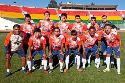 El equipo de Escara se prepara disputando partidos amistosos