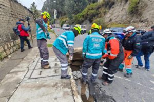 Grupos GERI y GAEM retiran rocas de gran tonelaje