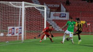 División Profesional, Real Tomayapo vs. The Strongest, Estadio IV Centenario de Tarija