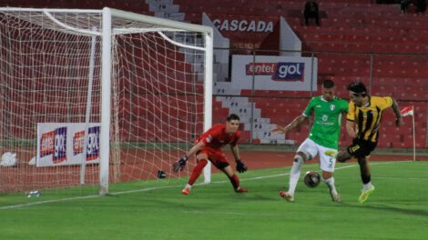 División Profesional, Real Tomayapo vs. The Strongest, Estadio IV Centenario de Tarija