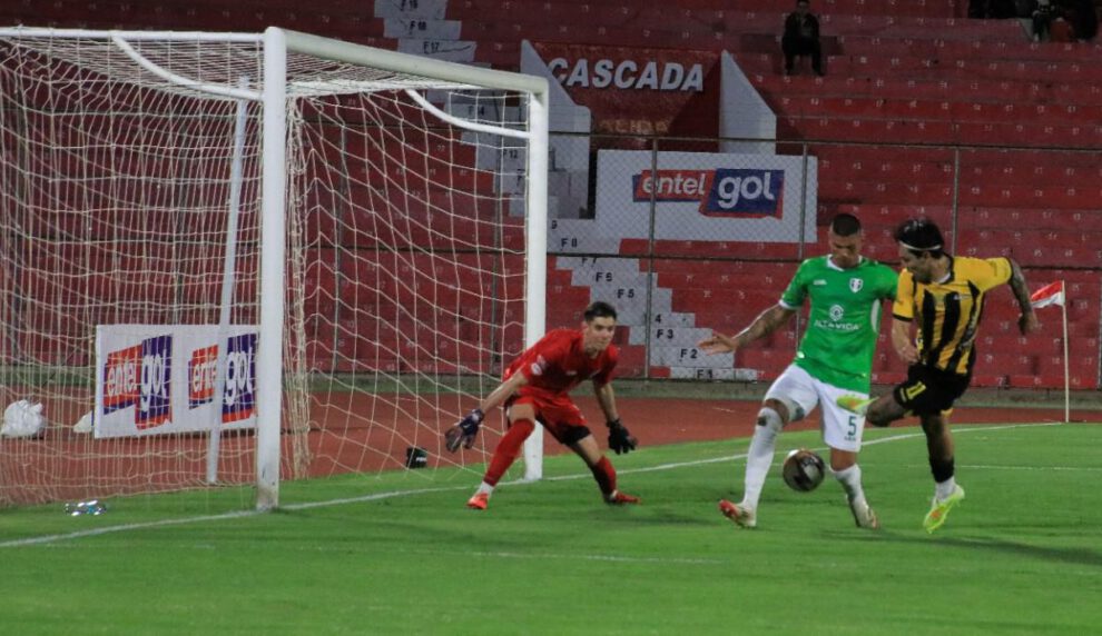 División Profesional, Real Tomayapo vs. The Strongest, Estadio IV Centenario de Tarija