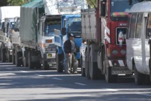 Cadetran confirma bloqueo en La Paz este lunes por falta de combustible