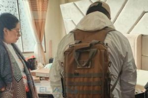 Personal de la Felcc inspecciona el domicilio de la alcaldesa alteña, Eva Copa