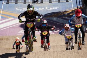Torneo nacional BMX en La Paz, La Paz y Santa Cruz mandan en Superclass, Chuquisaca en Challenger