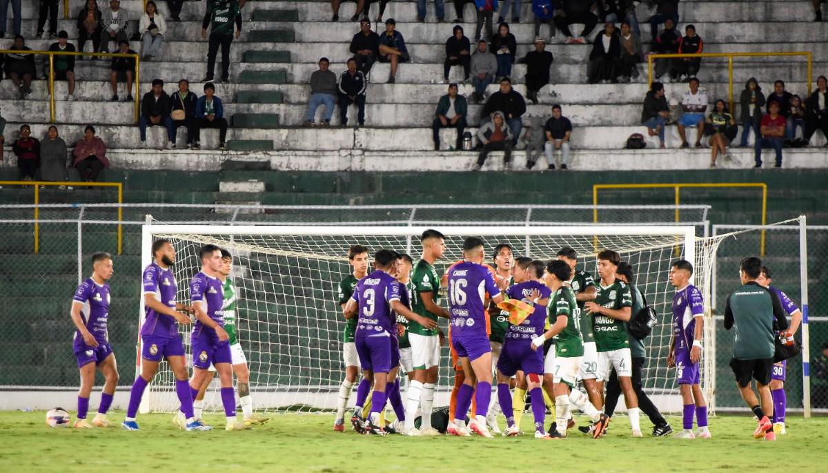 División Profesional, Oriente Petrolero vs. Real Potosí, Estadio Ramón Aguilera Costas de Santa Cruz