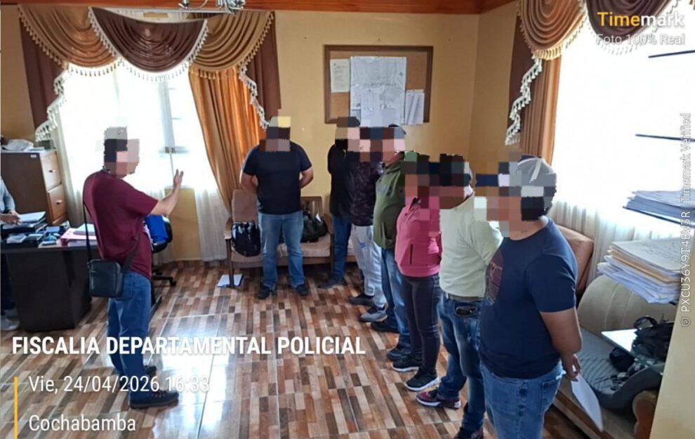 Se dicto detención domiciliaria para los siete policías investigados por delitos de tráfico de sustancias controladas en Cochabamba