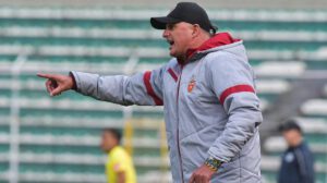 División Profesional, Marcelo Robledo deja el CDT Real Oruro, Dirigencia de CDT Real Oruro busca nuevo entrenador